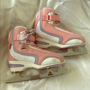 Jackson Softec pink ice skates size 2